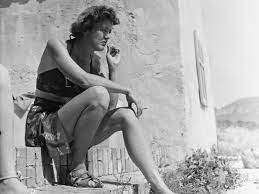 Julia maesa was born in 7 may before around 160ad, the elder daughter of the priest julius bassianus in emesa, syria, modern day homs, as part of the emesan dynasty. Portrait Of A Marriage Julia Child Captured In Paul Child S Shimmering Photographs The New Yorker