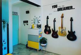 Setiap tamu yang datang ke rumah anda bisa dipastikan akan mengomentari hiasan pintu anda yang cantik tersebut. Hias Rumah Tiada Yang Betul Atau Salah Semuanya Berbalik Kepada Citarasa Masing Masing I Suke Mstar