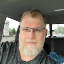 What are the starting and ending points of the Art Path along the River  Trail in Lansing?