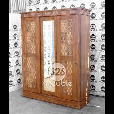Lengkapi perabot kamar tidur rumah anda dengan produk mebel jepara dari store jati. Jual Lemari Pakaian 3 Pintu Lemari Sliding Jati Almari Pakaian Minimalis Kab Jepara Meuble326 Tokopedia