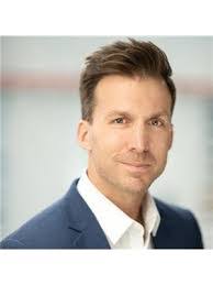 Eric Morin's Instagram, Twitter & Facebook