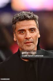 9,450 Oscar Isaac Photos & High Res Pictures