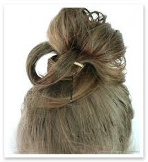 Pull your hair into a high ponytail secured in place with a hair tie. Messy Bun 5 Minutes 2 Good Hair Days Gwen S Nest