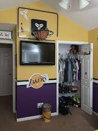 10 Lakers Bedroom Ideas Most Incredible And Also Interesting Basketball Room Basketball Themed Bedroom Basketball Bedroom