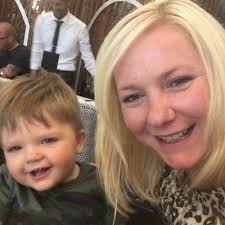 Ruth Hardman (@RuthHardmanxx)