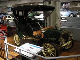 1904 Ford Model B The First Luxury Ford Featuring Polished Wood And Brass Trim Two Lux Items We Don T Here Too Muc Ford Models Henry Ford Museum Henry Ford