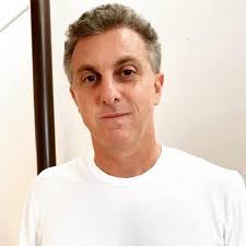 Luciano huck was born on september 3, 1971 in são paulo, são paulo, brazil. Luciano Huck Defende Eduardo Leite Que Revelou Que E Homossexual