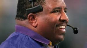 Of all of late Dennis Green's coaching feats, '80s Northwestern might top  '90s Vikings