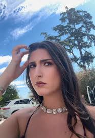 Actors are the worst. #onsetshenanigans #verticalmovies #dramabox