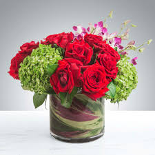 Often called by the nicknames city of angels, the big orange, tinseltown, or la la land, los angeles is the second largest city in the united. Bejeweled Nights In Los Angeles Ca Quick Flowers La