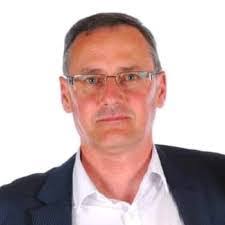 Mark Howery's Instagram, Twitter & Facebook