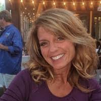 Sandra Comstock's Instagram, Twitter & Facebook