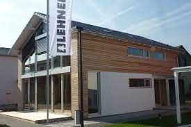 Moderne architektur gepaart mit energiesparender haustechnik, das sind die stärken. Lehner Holzhaus Gmbh Home Expo Suhr