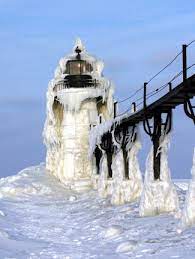 In 1868, the stone family purchased much of the land surrounding the bay, including the peninsula. St Joseph Pier Lighthouse Michigan At Lighthousefriends Com