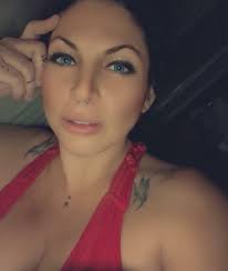 Buen día!!! 😃😃 . # oldpic 😍😁 . ¡¡Que tengan un sábado lleno de  bendiciones!!! 😘😘❤️❤️ . #marastyle #inkedladies #freedom  #professionalmodel #lawyer #model #inkedmom #inkedandeducated #inked  #inkedprofessionals #inkedup #tattedprofessionals ...