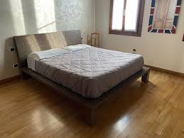 Home/zona notte/camere da letto/camere da letto moderne/camera moderna in legno massello. Letto Moderno A Bergamo Kijiji Annunci Di Ebay