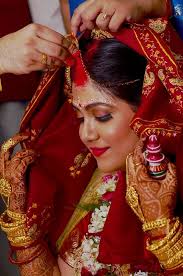 Bengali Marriage Dates In 2018 2019 Panjika Shuvo Bibaho Dates For The Year 1425 Indian Wedding Photography Poses Indian Wedding Photography Indian Bridal Photos Bengali hindu wedding refers to bengali wedding with hindu rites and rituals native to the indian subcontinent.