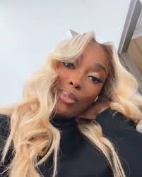 Celebrity Couples Who Define Love: Inspiring Real-Life Romances