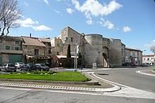 Les collèges de tarascon et vicdessos ont fusionné à la rentrée 2016 en une seule entité administrative. Tarascon Wikipedia