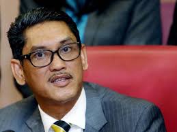 Perak menteri besar ahmad faizal azumu has lost a vote of confidence in the state legislature. Bekas Ceo Pknp Ditahan Sprm Ini Pesan Mb Perak
