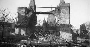 Berlin 1945 Das Elefantenhaus Im Berliner Zoo Garten Berlin Berlin Geschichte Berlin