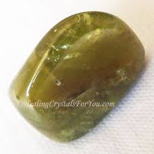Sphene Aka Titanite Meaning Use Boosts Mental Ability Intuition With Images Third Eye Chakra Stones Healing Crystals For You Third Eye Chakra