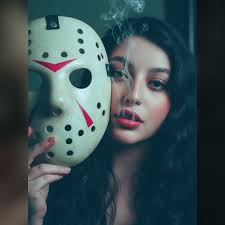 Miles and Lola fan till the end