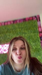 Katie Grimsley's Instagram, Twitter & Facebook