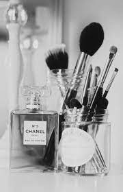 See more ideas about black white photos, photo, black and white. 41 Black And White Aesthetic Ideen In 2021 Schwarze Asthetik Foto Wandcollage Asthetische Bilder