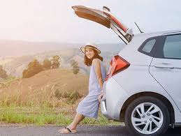 In hawaii, you can be as young as 18 years old to rent a car from major companies, but you'll have to pay a young driver surcharge as high as $45. How To Rent A Car When You Re Under 25 Five Things To Know Hertz