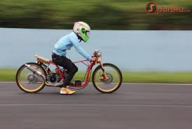Gambaran motor drag di buku gambar. Hasil Lengkap Sentul Drag Bike Seri 1 Republika Online