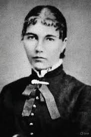 The 87 year old woman in this 1924 photo is Mrs. Laura Hawkins Frazer,  better known to fans of Mark Twain as the inspiration for the Becky  Thatcher character in his books.