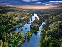 Service planet of hotels empfiehlt, hotels in novo mesto zu buchen. Novo Mesto Slowenien Reisefuhrer Kroati De