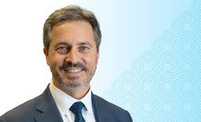 Scott Declue's Instagram, Twitter & Facebook