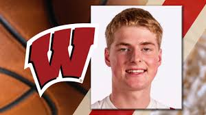 Steven Crowl scores career-high 36 points as Wisconsin downs Bradley 81-62 