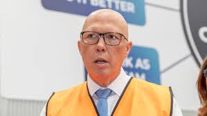 Peter Dutton categorically rules out privatisation of the public service  after vowing to cut thousands of jobs