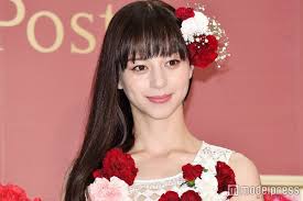 She grew up in a family with her mother, father, and two sisters. Ayami Nakajo Photos News And Videos Trivia And Quotes Famousfix