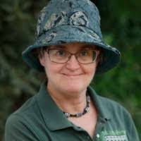 Lucille Grossman's Instagram, Twitter & Facebook