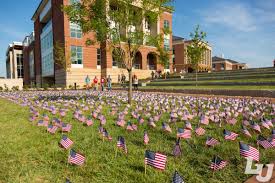 Lisa Altizer (@LisaAltizer)