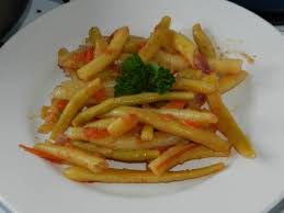 Recette Haricot Beurre A La Tomate Notee 4 1 5 Recette Haricot Beurre Recette Haricot Plat Legume