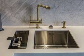 صنبور المطبخ 135 صور صنبور المطبخ الأبيض ولمسة نموذج للحوض