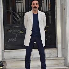 Ünlü oyuncu mustafa üstündağ 1999 senesinde yer aldığı yılan hikayesi ile tiyatrolardan dizilere mustafa üstündağ oynadığı diziler ve filmler. 7zw2s3xmmwk2im