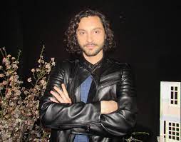 Facebook gives people the power to share and. Teleseries Chilenas Santiago Meneghello Mauro Es El Personaje Sorpresa De La Teleserie