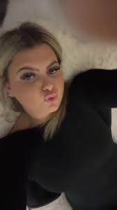 Amy Dow (@amy_dow4)'s videos with Make her tap out