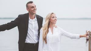 By raphielle johnson mar 26, 2015, 9:59 pm edt. Sam Dekker Olivia Harlan Are Wisconsin S Version Of Royal Wedding