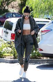 Kylie Jenner And Tyga Look Groggy Leaving Breakfast Together Kylie Jenner Street Style Jenner Outfits Kylie Jenner Style