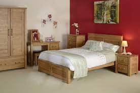 17 Timeless Bedroom Designs With Wooden Furniture For Pleasant Stay Oak Bedroom Furniture Sets Bedroom Furniture Design Wooden Bedroom Furniture