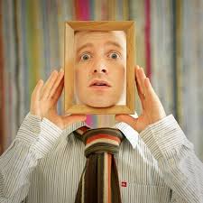 Adam Ross (@AdamTheTwit)