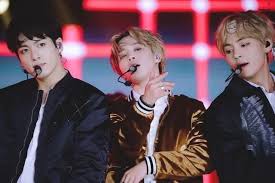 Who has the closest friendship? Netizens Talk About Jimin V And Jungkook S Glow Up And Fans Say They Feel Like Proud Mothers Seeing Bts S Maknae Line Mature Allkpop