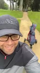 How to manage and charge the Alphard golf cart remote control?